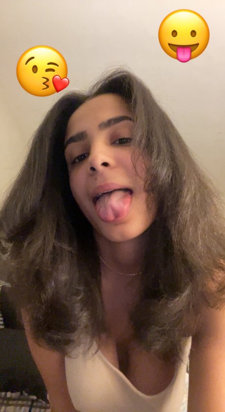 Naken läckt OnlyFans-bild av Yungprettyproductionn