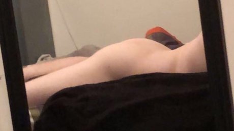 Naken lekkede OnlyFans-bilde av Kieran Kuntz