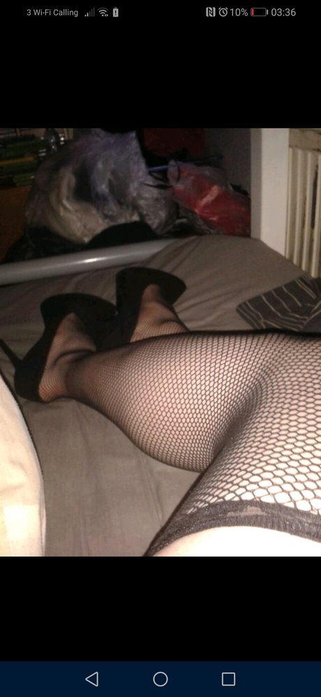 Naken lekkede OnlyFans-bilde av Little Miss Sweet