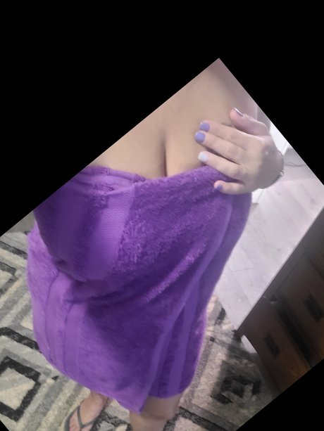 Nagie wyciekłe zdjęcie OnlyFans od Sierra Rayne