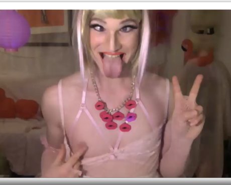 Naken lekkede OnlyFans-bilde av Moxi