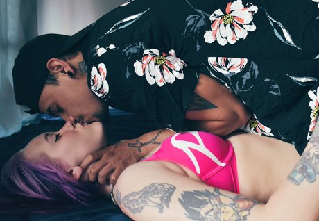 Nahá fotka uniklých OnlyFans od Pinkhalfegg