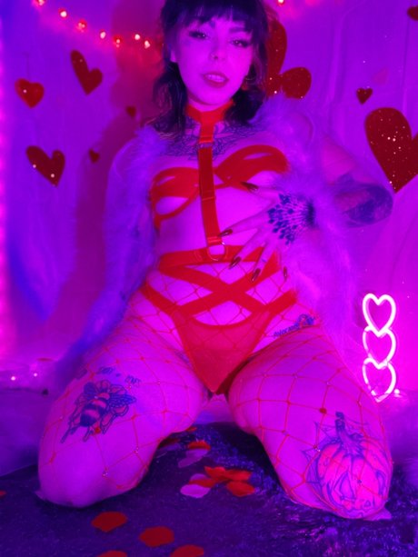 Naken lekkede OnlyFans-bilde av Mango Hoe Vip