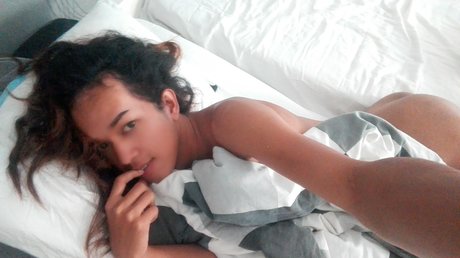 Foto nua vazada do OnlyFans de Sexy Thai Ladyboy 