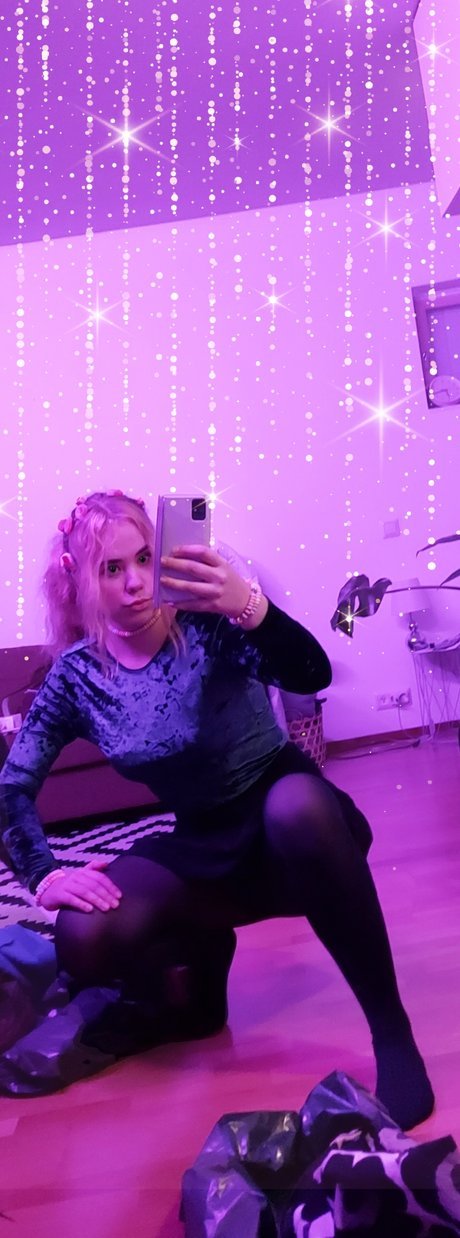 Naken lekkede OnlyFans-bilde av Then