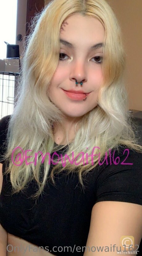 Emowaifu162