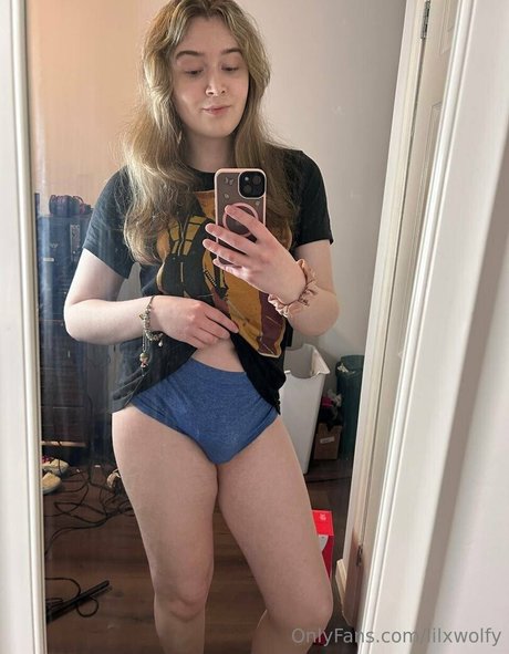 Lilxwolfy