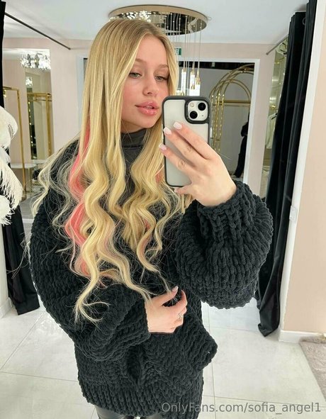 Alaston vuotanut OnlyFans-kuva Sofiaangel1