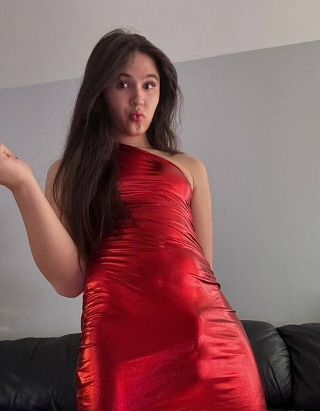 Nahá fotka uniklých OnlyFans od Snowiislxt