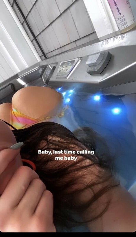 Naken lekkede OnlyFans-bilde av Audbaby