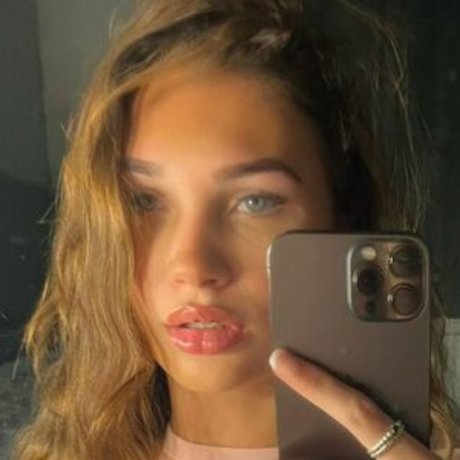 Barbiebrunnetx