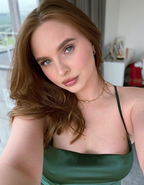 Naken lekkede OnlyFans-bilde av Lilathrills