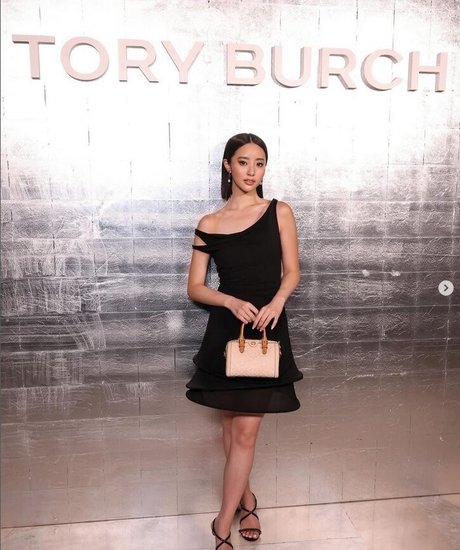 Nahá fotka uniklých OnlyFans od Aya Nakamachi