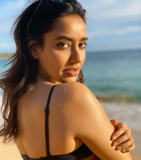 Naken lekkede OnlyFans-bilde av Neha Sharma