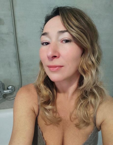 Tastyella