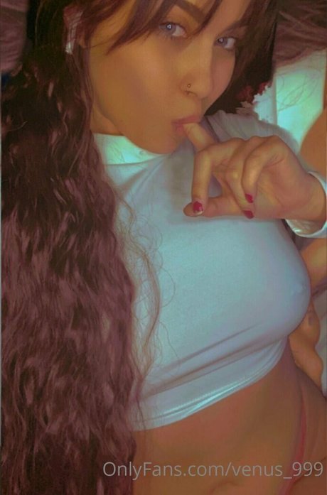Foto nua vazada do OnlyFans de Shyonthelow