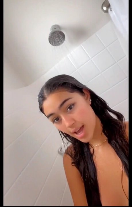 Foto di nudo di fuga di OnlyFans di Kylin Milan