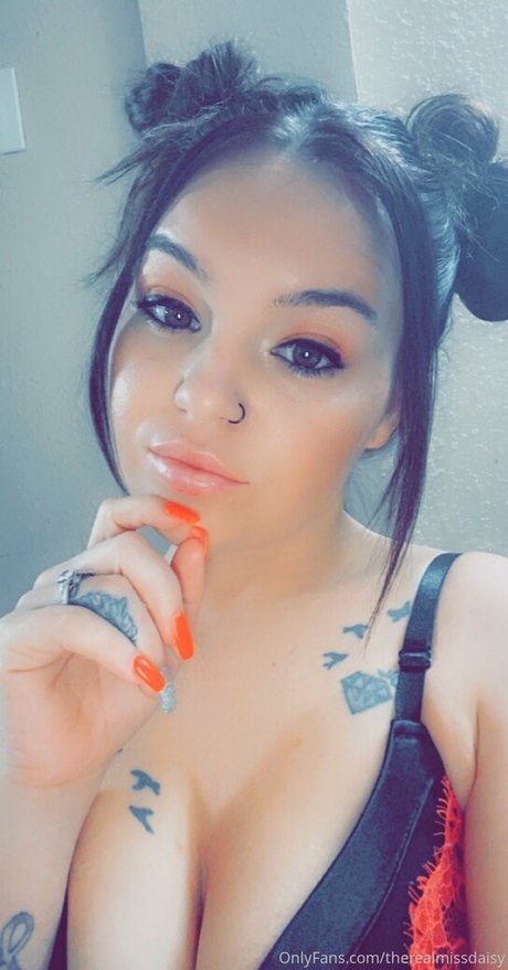 Therealmissdaisy