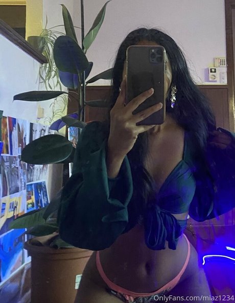 Alasti lekkinud OnlyFans-i pilt Miaz1234