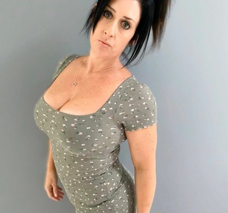 Naken lekkede OnlyFans-bilde av Laurensjourney