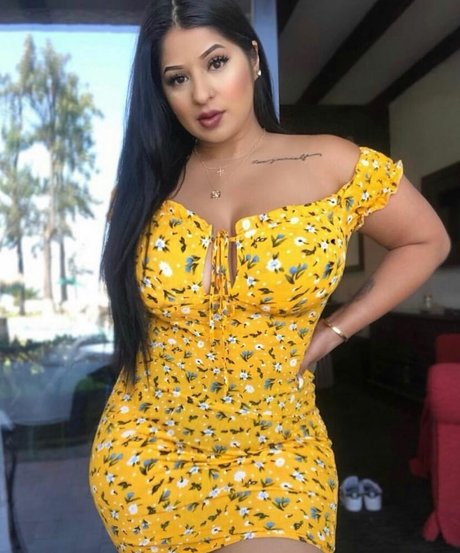 Nahá fotka uniklých OnlyFans od Janet Jae