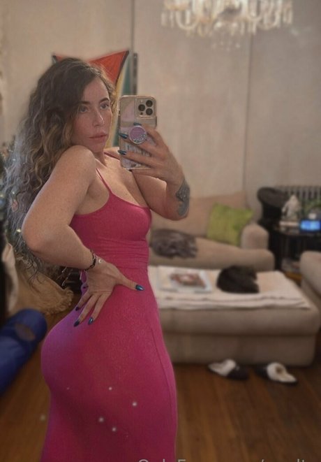 Naken lekkede OnlyFans-bilde av Msdtv