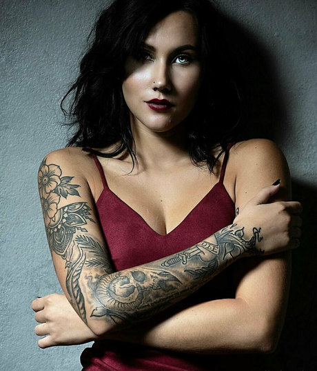 Alaston vuotanut OnlyFans-kuva Tullybanks