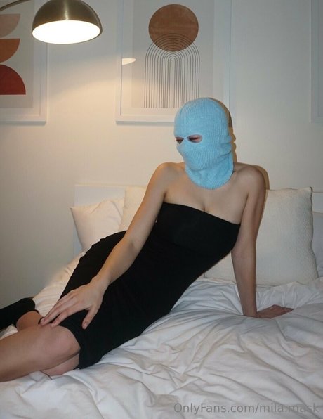 Naken lekkede OnlyFans-bilde av Milamask