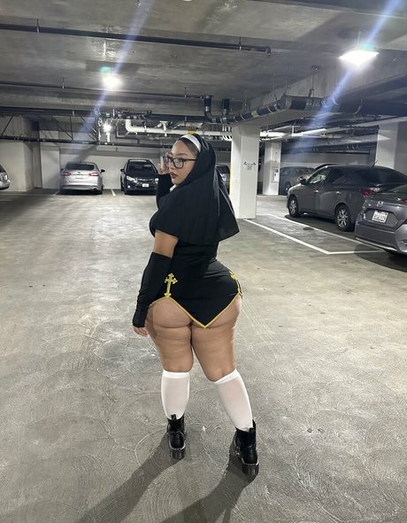 Naken lekkede OnlyFans-bilde av Sophialaurrren
