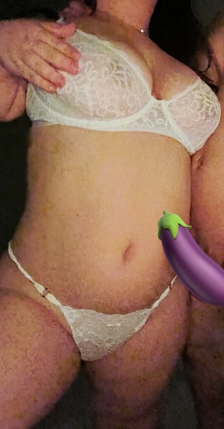 Nacktes geleaktes OnlyFans-Foto von Thelittlelovers