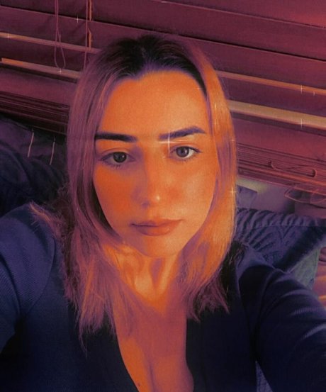 Alaston vuotanut OnlyFans-kuva Sierra