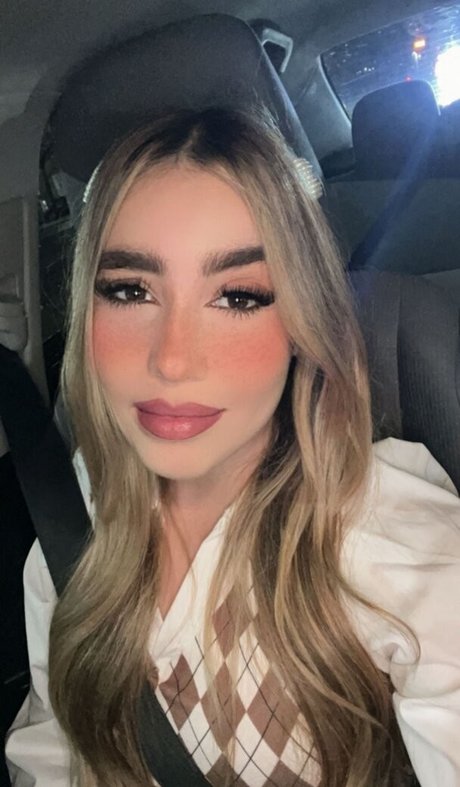 Naken lekkede OnlyFans-bilde av Paola Silerio