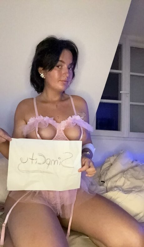 Naken läckt OnlyFans-bild av Donnamgl