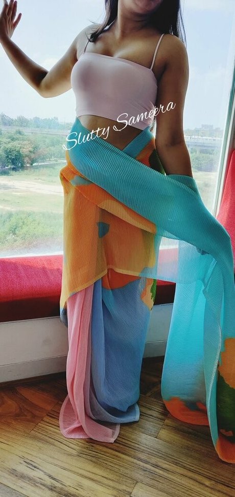Naken lekkede OnlyFans-bilde av Sluttysameera4u