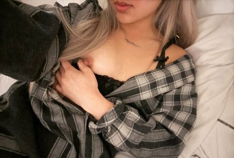 Nøgent lækket OnlyFans-billede af Mishbby