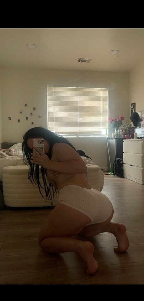 Lily B