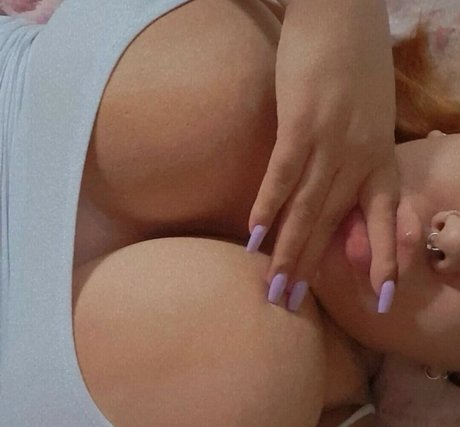 Naken lekkede OnlyFans-bilde av Malaranjinha