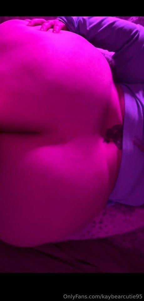 Naken läckt OnlyFans-bild av Kayla Paolini