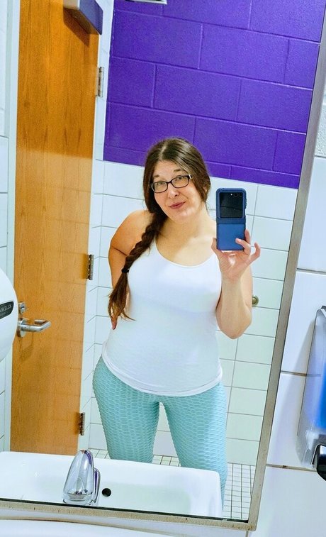 Foto nua vazada do OnlyFans de Homeschoolannie
