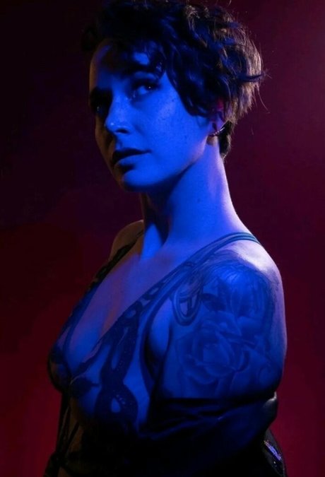 Naken lekkede OnlyFans-bilde av Salunessecret