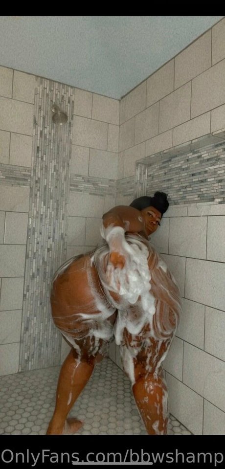 Naken läckt OnlyFans-bild av Bbwshampaine
