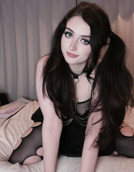 Yosadthiccgirl