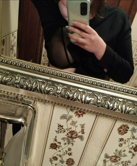 Naughtyfoxyyy