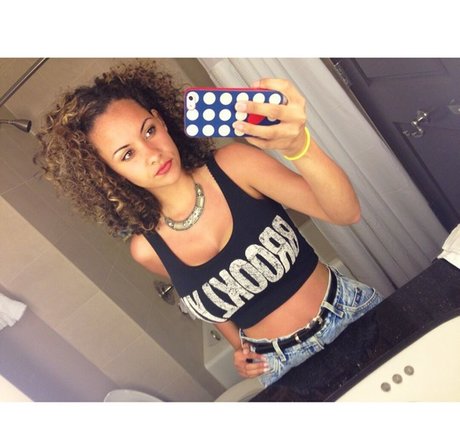Nicole A Foster