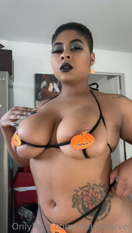 Nahá fotka uniklých OnlyFans od Meleimarvelous