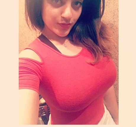 Nahá fotka uniklých OnlyFans od Maria Sharrad