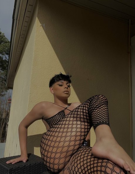 Yourplaybunnyy