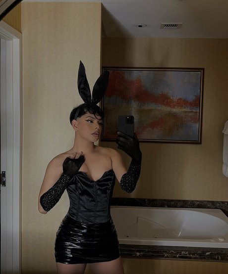 Yourplaybunnyy