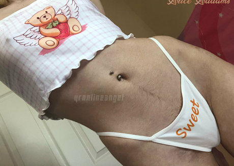 Nahá fotka uniklých OnlyFans od Aliceaddams