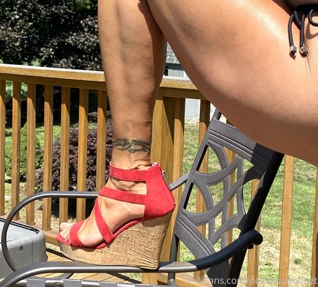 Devonssexyfeet